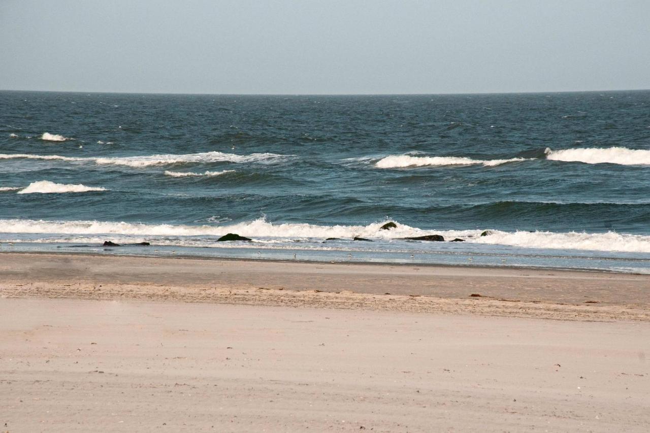 Walk To Beach Coastal Brigantine Condo With Patio! Exterior foto